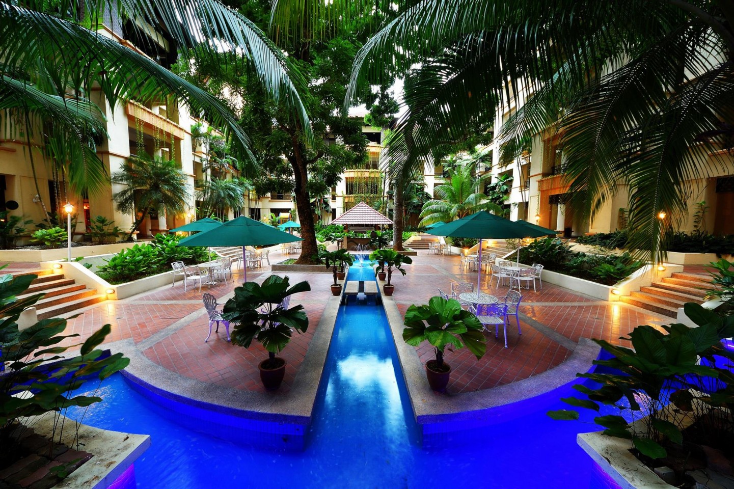Palm Garden Hotel Ioi Resort City Putrajaya Croozi